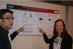 Marcello Papini discusses poster with Jenny Angseryd